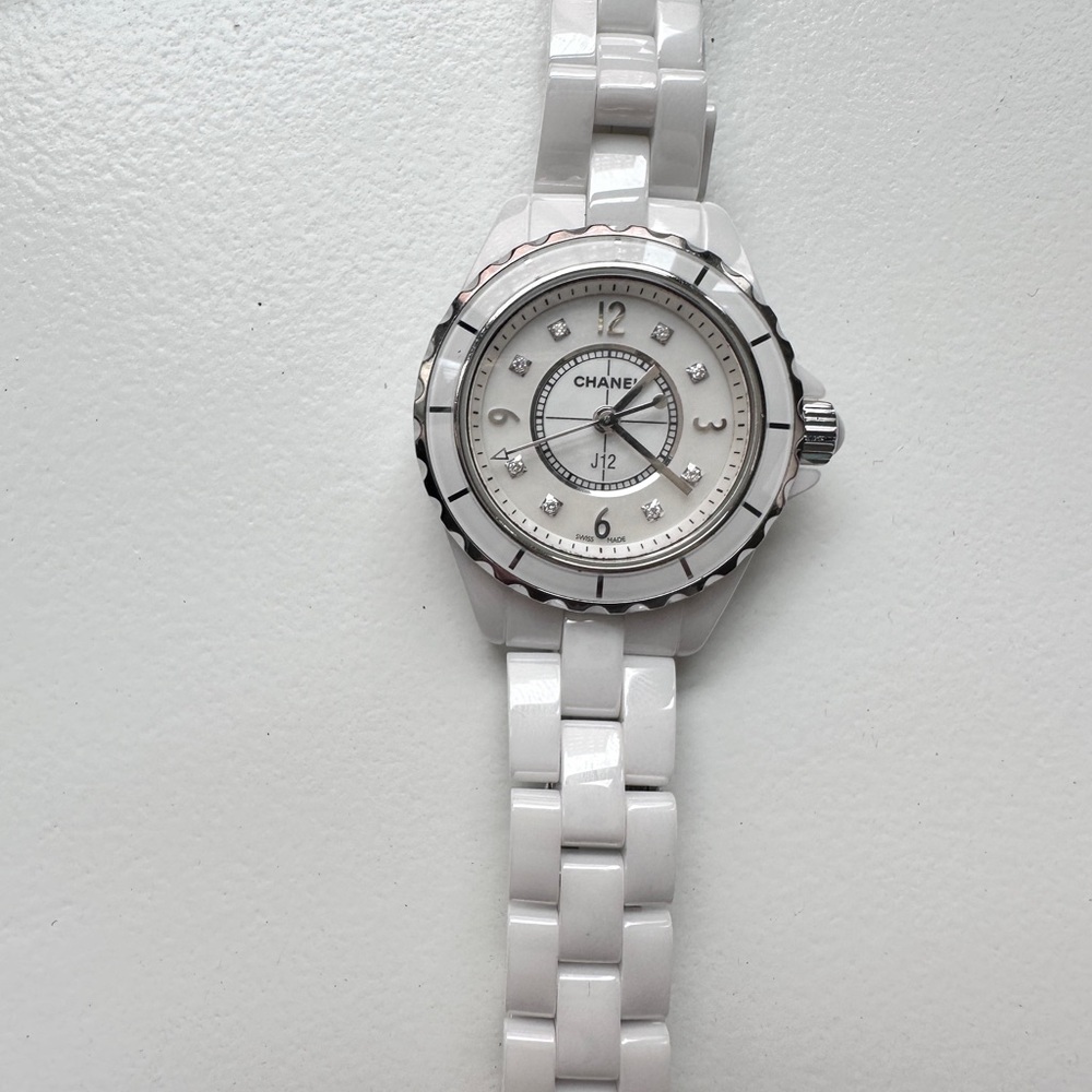CHANEL J12 White Ceramic Diamond Watch, 29mm - Picture 2 of 15